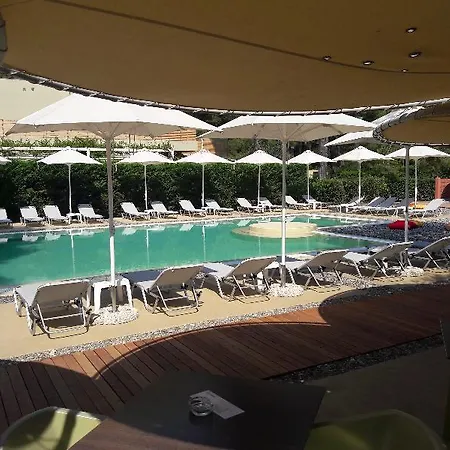 Club Summer