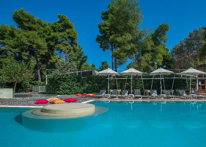 Club Summer Hotel 4*